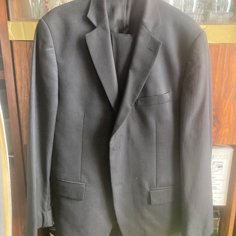 Men’s black suit